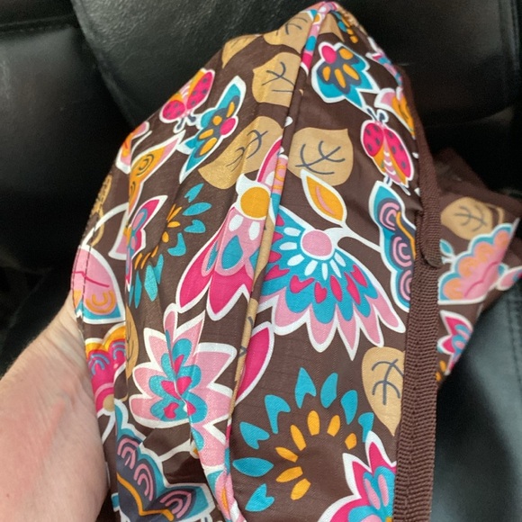 Toiletry bag - Picture 7 of 9